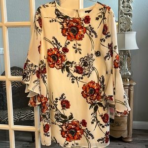 NWT Ladies Size L Dress